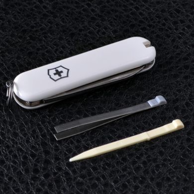 Нож складной, мультитул Victorinox Classic SD (58мм, 7 функций), белый 8 купить