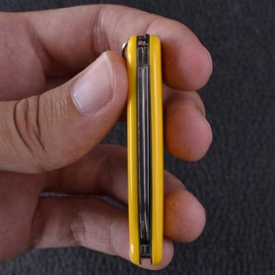 Ніж складаний, мультитул Victorinox Classic SD (58мм, 7 функцій), жовтий 5 купити