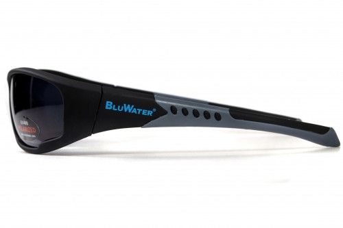 Темні окуляри з поляризацією BluWater Daytona-3 polarized (gray) в чорно-сірій оправі 3 купити